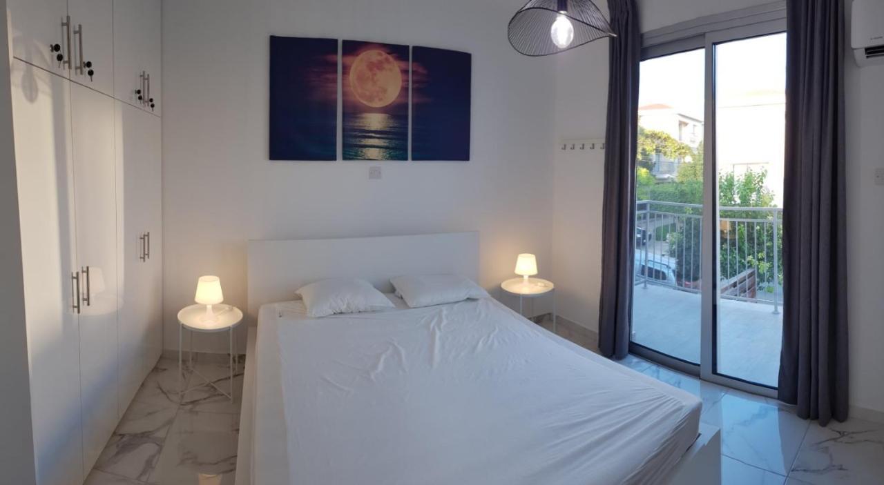 Eros Maisonette In Latchi Area Just 700 Meters Or One-Minute Drive From Polis Municipal Beach Exteriör bild