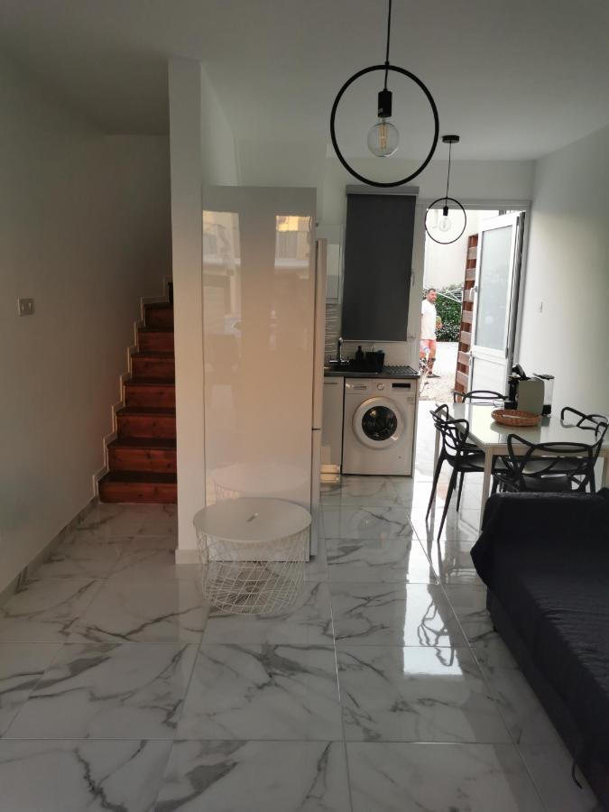 Eros Maisonette In Latchi Area Just 700 Meters Or One-Minute Drive From Polis Municipal Beach Exteriör bild